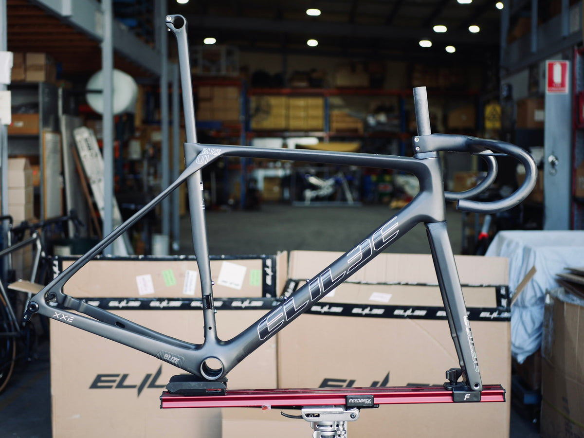 Elilee Blize XXE carbon road frameset