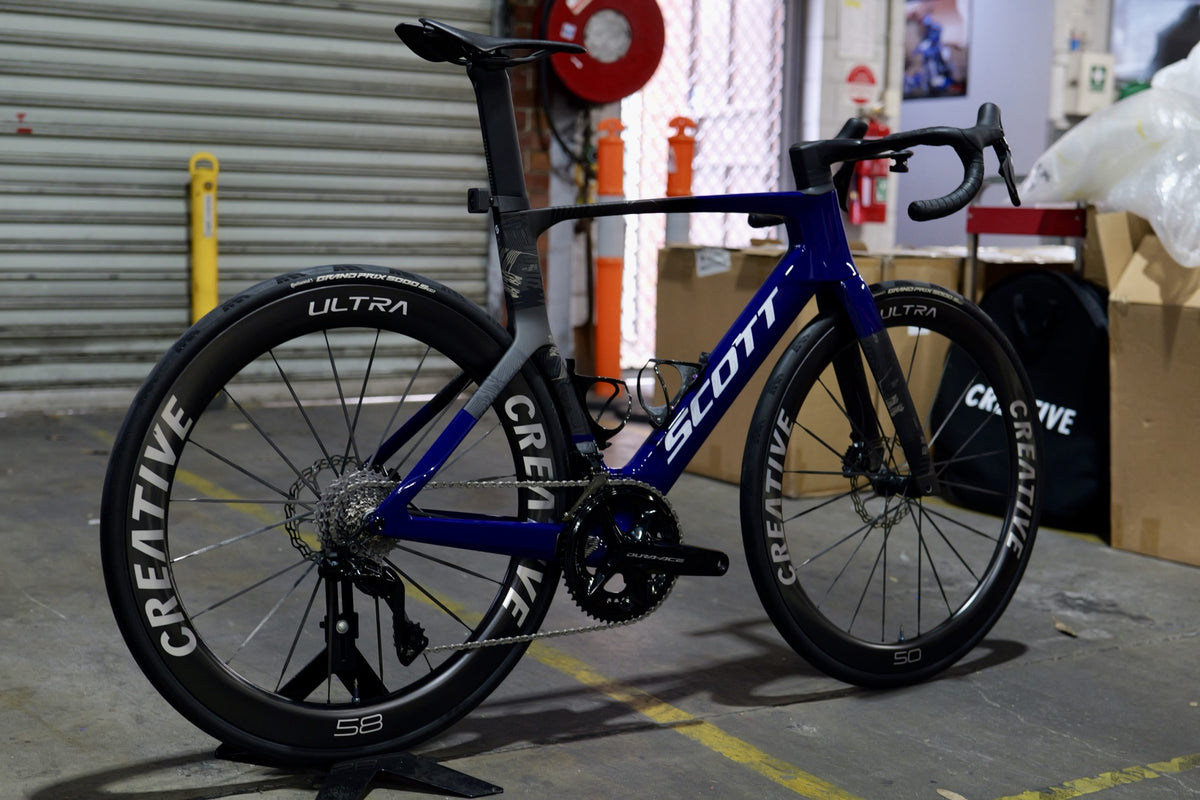 Blue Scott Foil RC Team on Creative wheels in the workshop