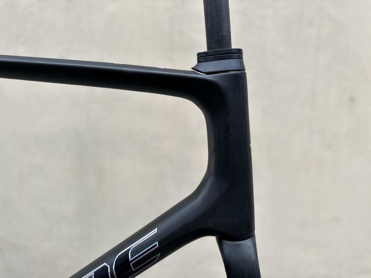 Elilee Blize XXE Carbon Road Bike – Shimano Dura-Ace R9200