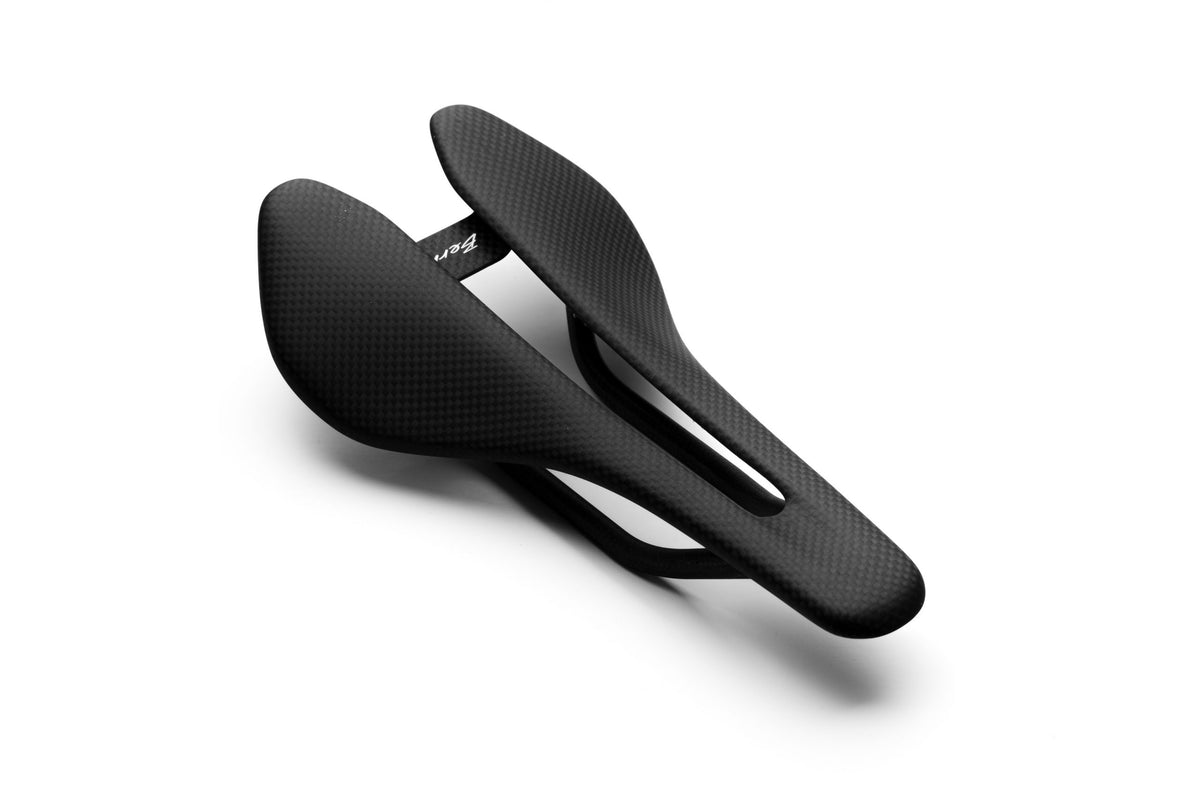 Berk Lupina short Carbon saddle